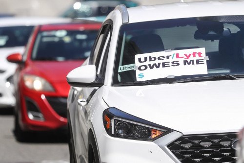 Великий крах Rideshare: Uber, Lyft и другие планируют увольнения, поскольку водители барахтаются