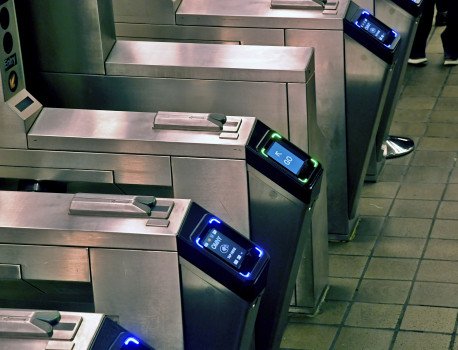 Решит ли новая система Tap-to-Pay от MTA проблемы транзита?