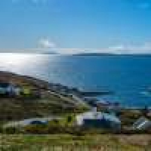 Остров Рам на побережье Шотландии небольшой, но живописный, и он может стать вашим следующим домом.
